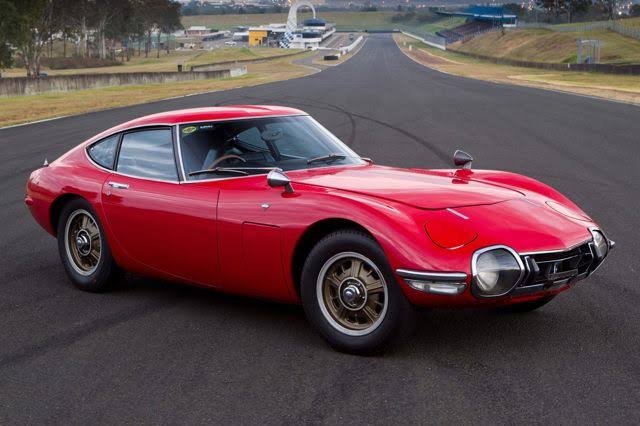 Toyota 2000GT (1967-1970) incelemesi