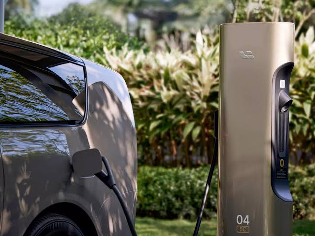 Türkiye'deki Elektrikli Şarj İstasyon Ağları: Super ve Hızlı Şarj Noktaları Rehberi